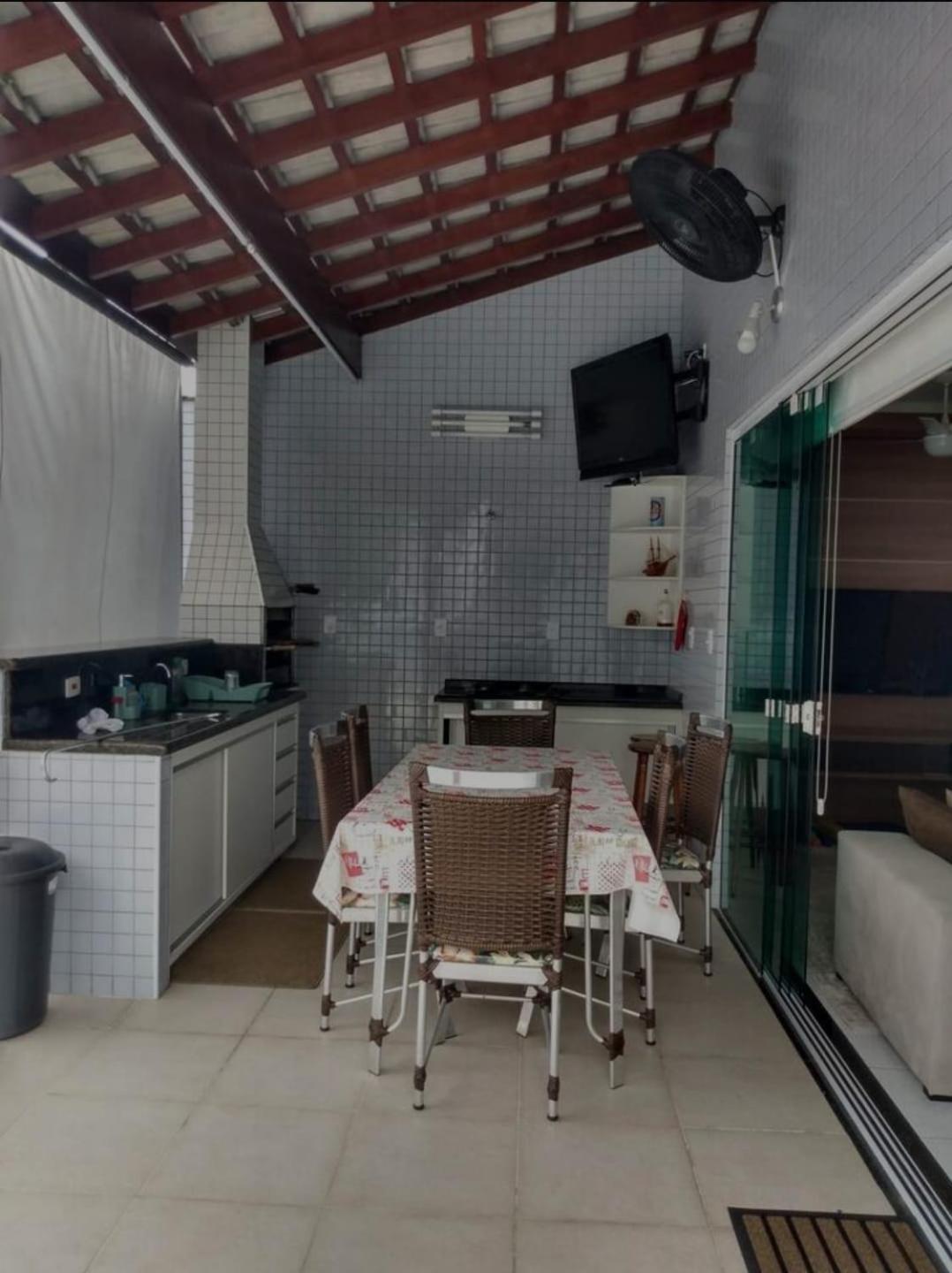 Apartamento Duplex Grande Com Piscina E Salao De Jogos